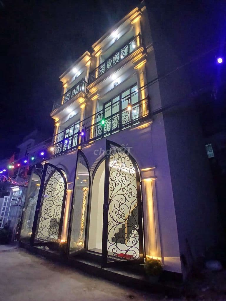 Cơ hội đón đầu QL13 sắp mở rộng, sát Vạn Phúc City. Hẻm xe Tải.