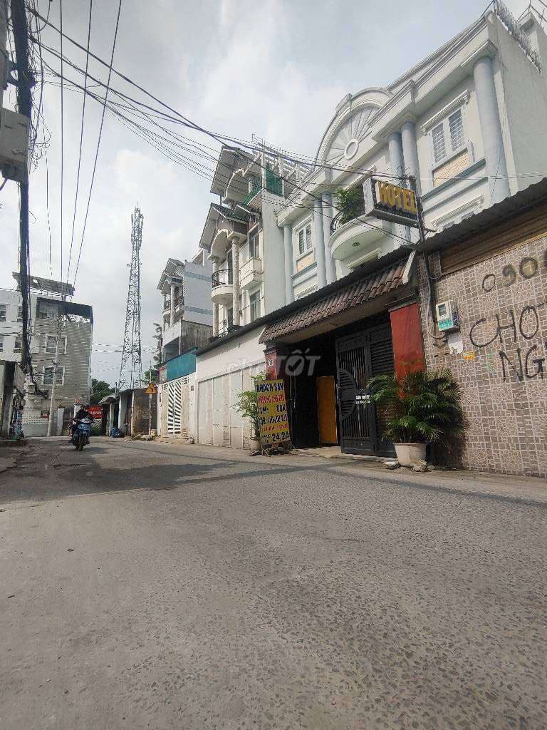 NHÀ KHO XƯỞNG CÁCH MẶT TIỀN ĐƯỜNG VĨNH LỘC 20M GẦN CHỢ VĨNH LỘC . - Ảnh 2