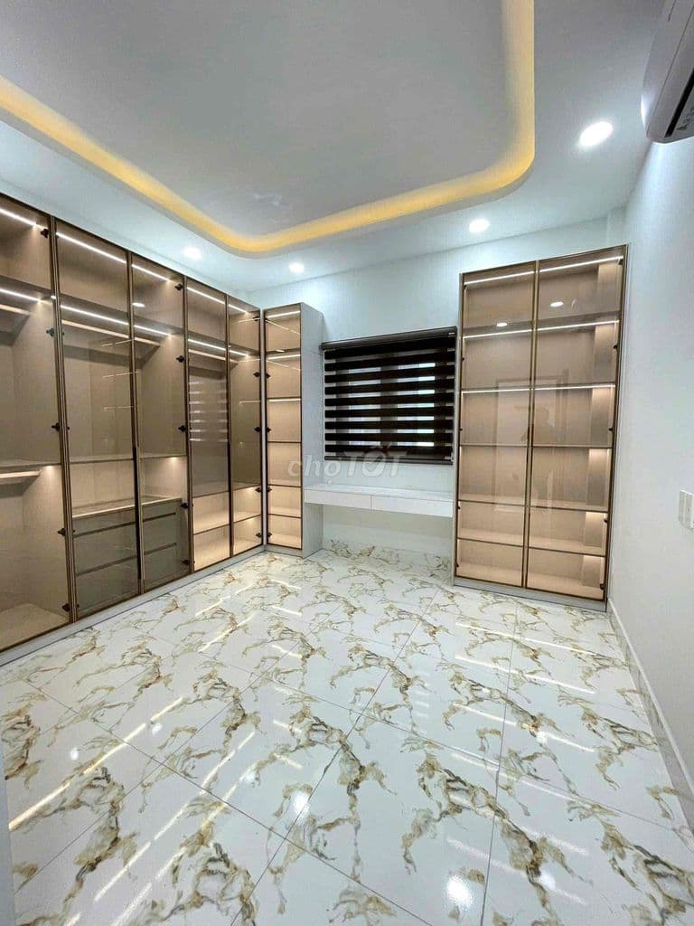 Bán nhà 8.1x6.2m 1 trệt 1 lầu 2PN 2WC full nội thất - Giá 5.6 tỷ TL - Ảnh 3