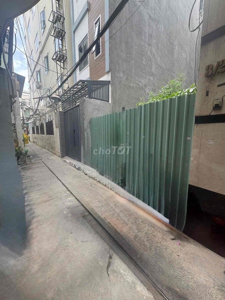 ĐẤT LỌT KHE 3.3 x 12.2 - HẺM THOÁNG - KHU VIP K300 - GẦN SÂN BAY - Ảnh 3