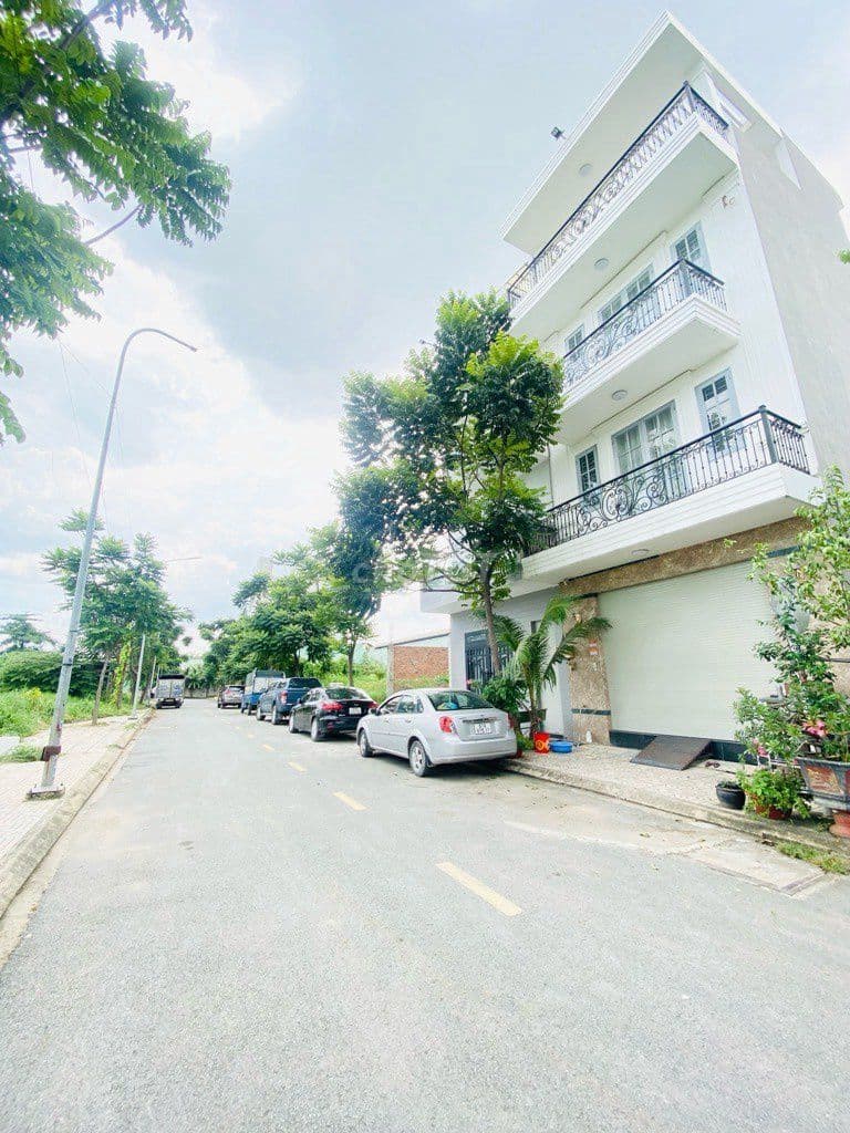 ĐẤT MẶT TIỀN - AN PHÚ ĐÔNG - Q12 - TP.HCM - SÁT NGÃ TƯ GA - 3.85 Tỷ