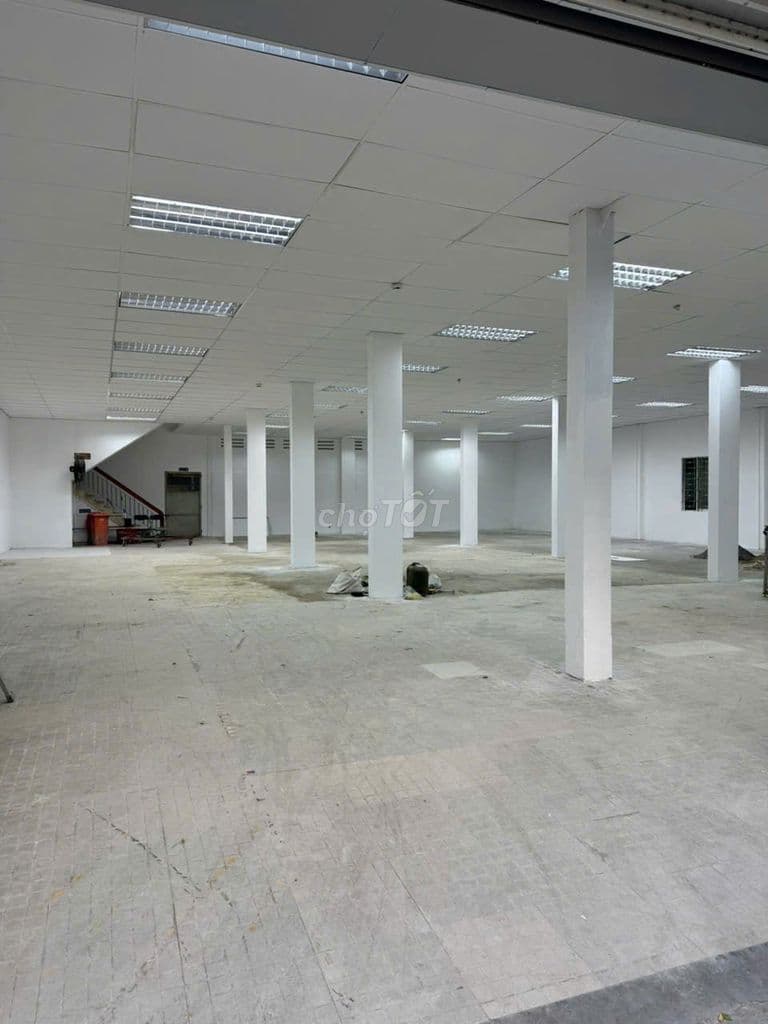 Bán nhà mặt tiền lớn đường Phan Xích Long, Quận Phú Nhuận - Ảnh 3