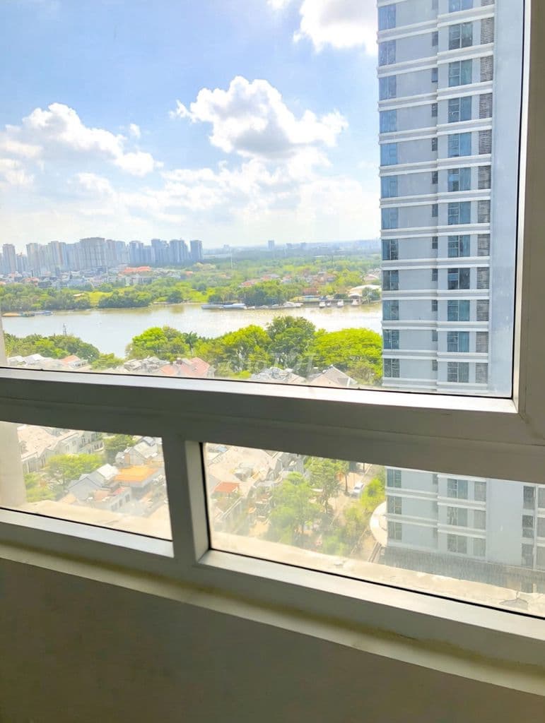 BÁN CĂN HỘ 90 NGUYỄN HỮU CẢNH , THANG MÁY, VIEW SÔNG ,SỔ HỒNG
