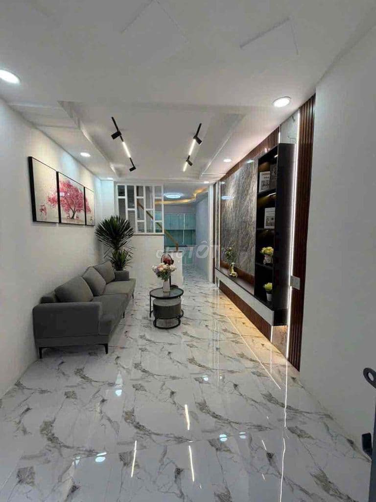 Con đi du học cần bán căn nhà gấp!