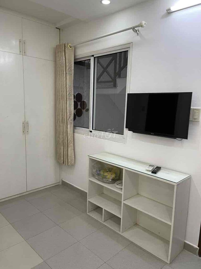 Bán nhà khu VIP dân trí Duy Tân- hơn 60m2-chỉ 1 căn ra MT - 4PN - Ảnh 3