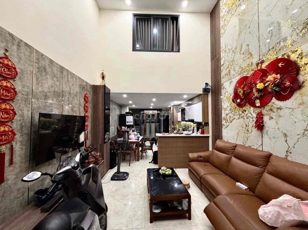 Ngộp Bank bán gấp, Gò Dầu Tân Phú, 5 tầng thang máy, 4 X 13M.