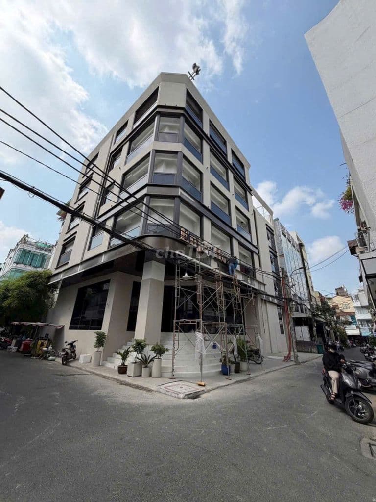 2MT Sư Vạn Hạnh P12 Quận 10 ( Ngang 7m, dài 15m, HDT 80tr)