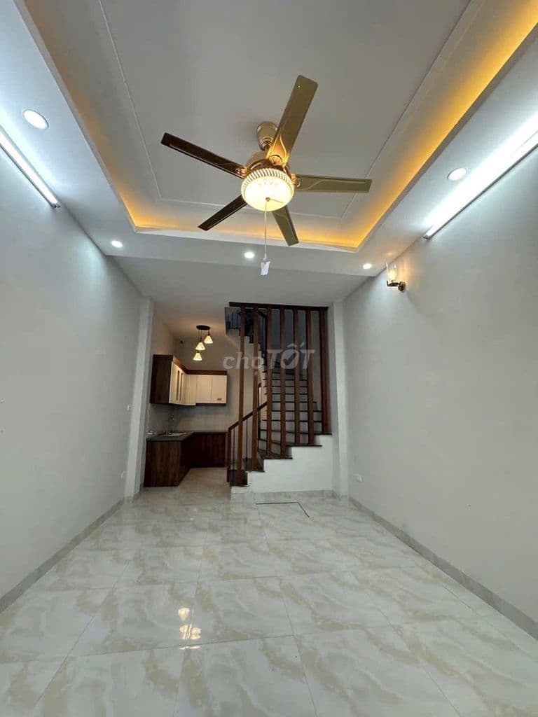 Cần bán căn 4 tầng 35 m2 xây mới phụng châu giáp trường ĐHSPTDTT - Ảnh 2