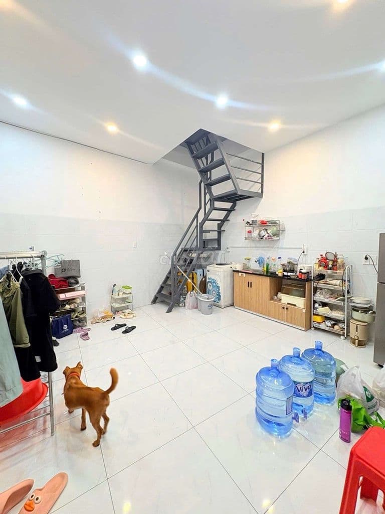 Bán nhà , Đường Lạc Long Quân ,P11 Tân Bình 30M2 ,3 Tầng ,Giá : 4.15Tỷ - Ảnh 3