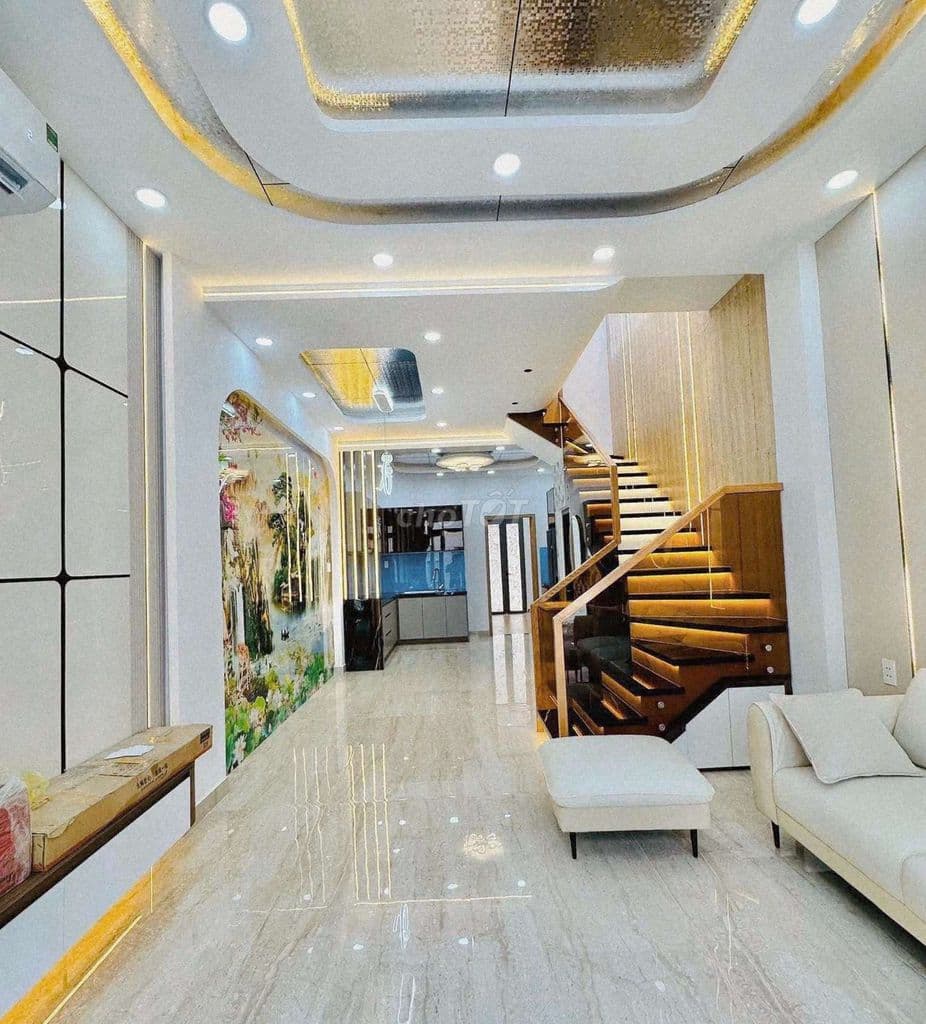 Nhà 2 Tầng, hẻm xe hơi, 3 căn ra mặt tiền - Ảnh 3