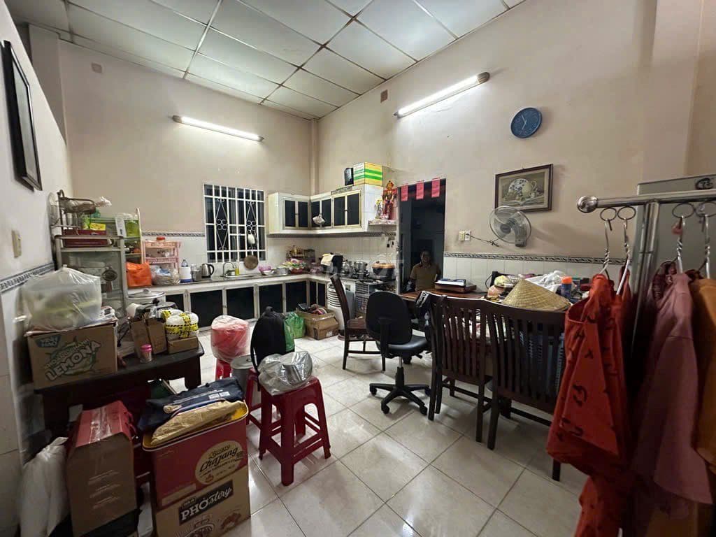 435m2 siêu rẻ full thổ cư ngang 14m. Giá 15.7 tỷ đặng thị rành - Ảnh 3