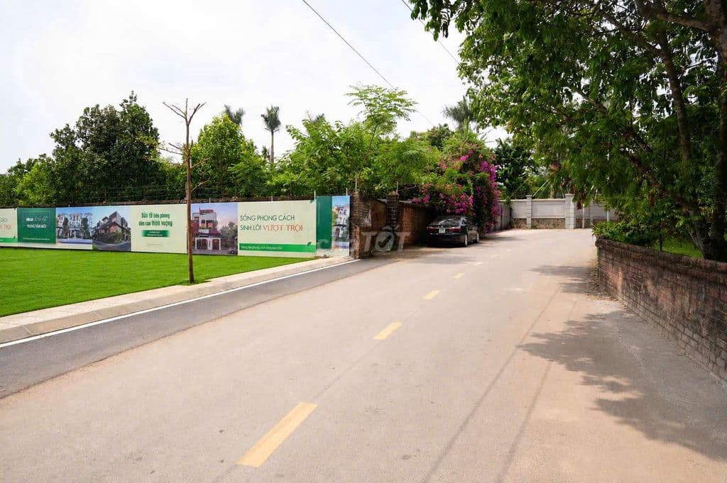 ( HIẾM )3- 4 TỶ/ LÔ ĐẤT 100m, 3 Ô TÔ TRÁNH, FULL THỔ CƯ, HOÀ LẠC. - Ảnh 2