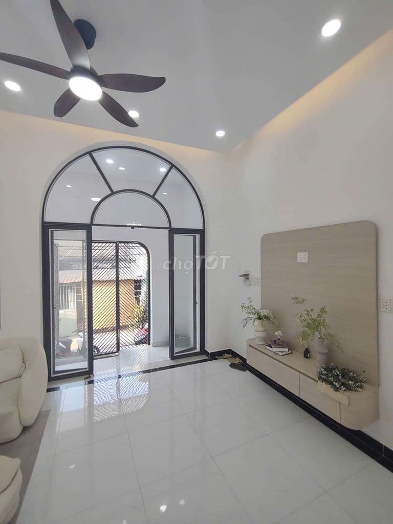 NHÀ MỚI ĐẸP Ở LIỀN.ĐÚC 1 LẦU.5x13 HỒ HỌC LÃM. QUẬN BÌNH TÂN. - Ảnh 2