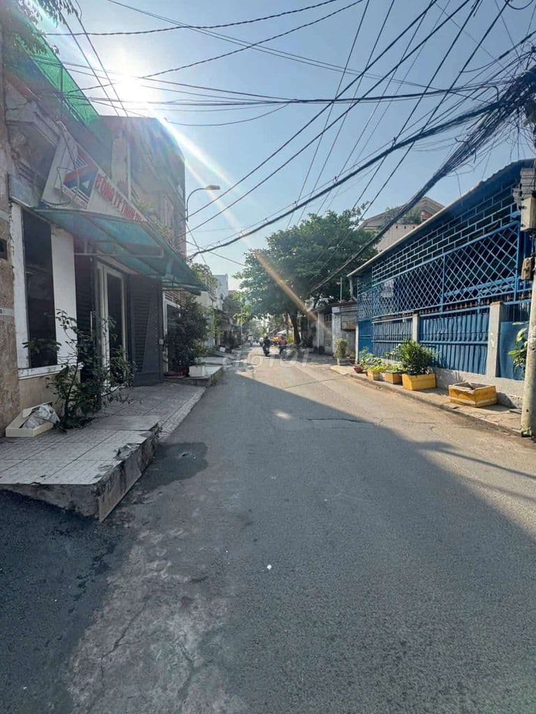 CHDV 20 phòng thu nhập 35tr Tô Ký sát DH Giao Thông hẻm 8m giá 9.4 tỷ