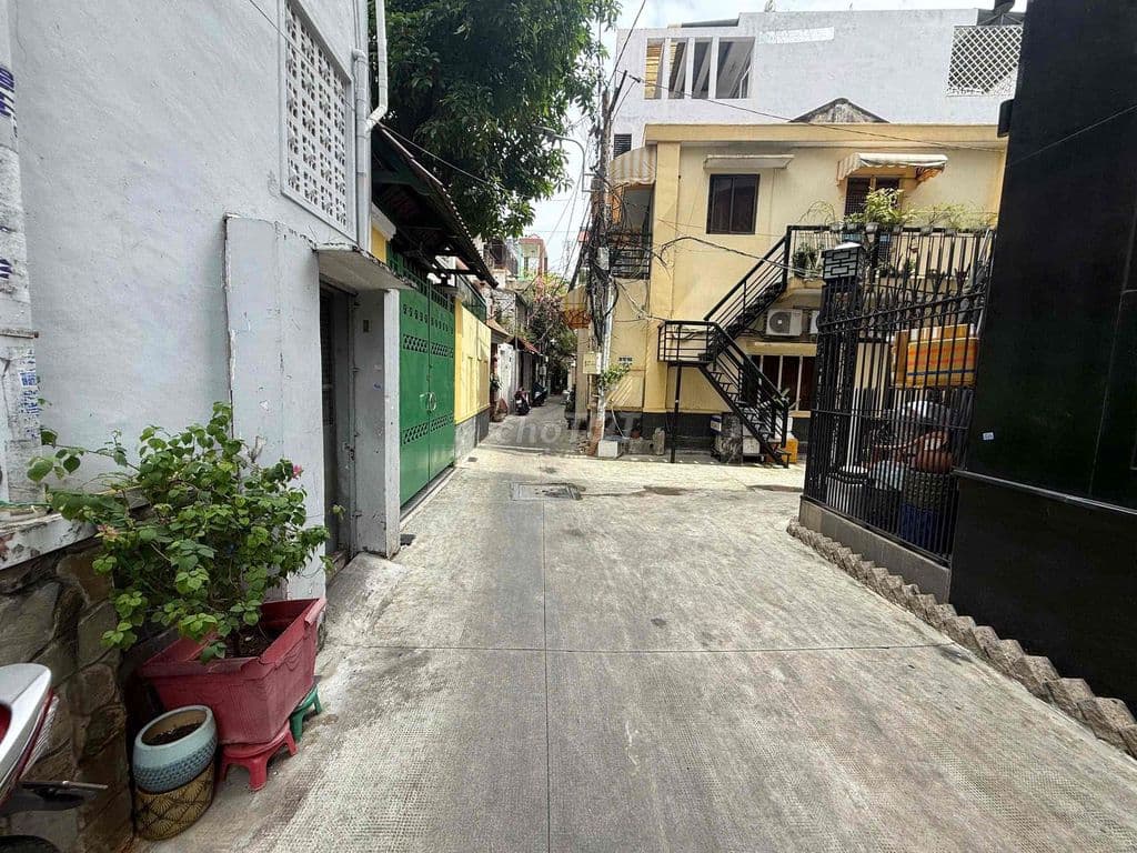 Nhà bán Q1 diện tích 105m2 chỉ 15,9 tỷ!