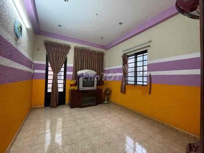 NHÀ HOÀN CÔNG 4 TẦNG Q8, chính chủ ở - Ảnh 3