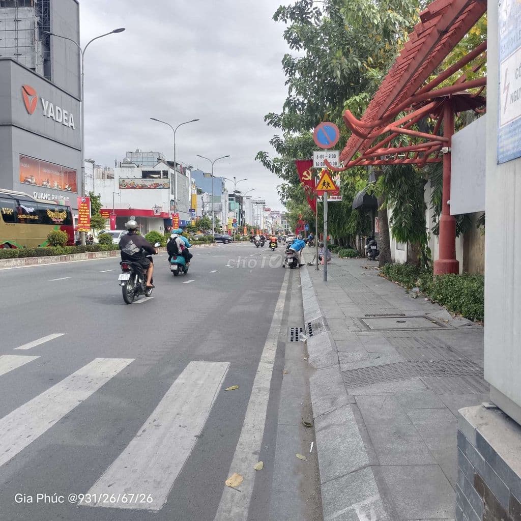BÁN NHÀ SHR 86M2 NGANG 4M (NH 5.6M) , NGAY NHÀ THI ĐẤU PHÚ THỌ, 4PN