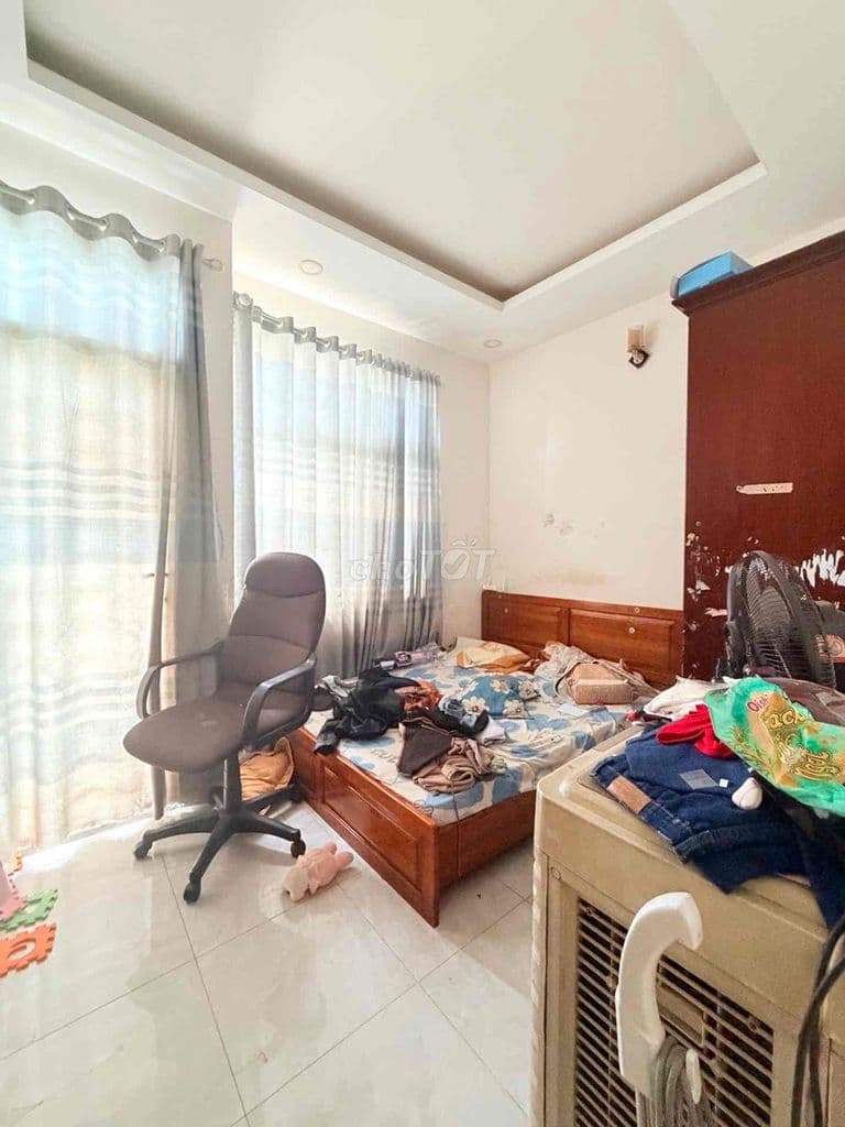 nhà cạnh etown 2 cộng hòa 40 m2 hẻm oto 4 tỷ xíu - Ảnh 3