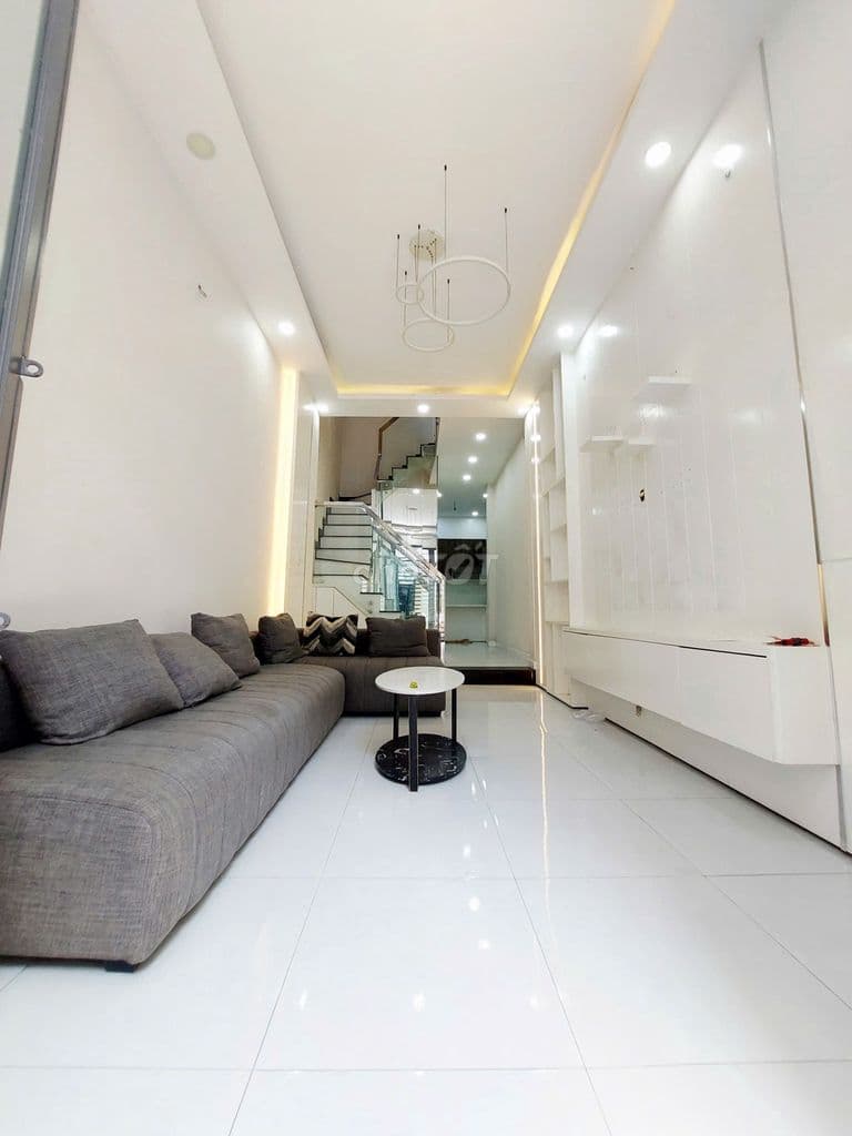BÁN NHÀ ĐẸP – HẺM 3 GÁC GẦN MẶT TIỀN PHẠM THẾ HIỂN,P4 QUẬN 8 - Ảnh 2