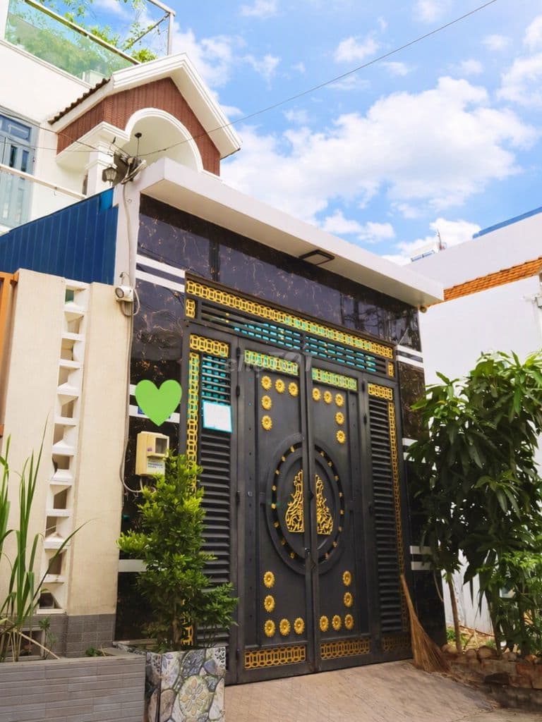 BÁN NHÀ BÌNH TÂN DT KHỦNG 👉 3 TẦNG - Ô TÔ TRONG NHÀ - GIÁ 5 TỶ NHỈNH