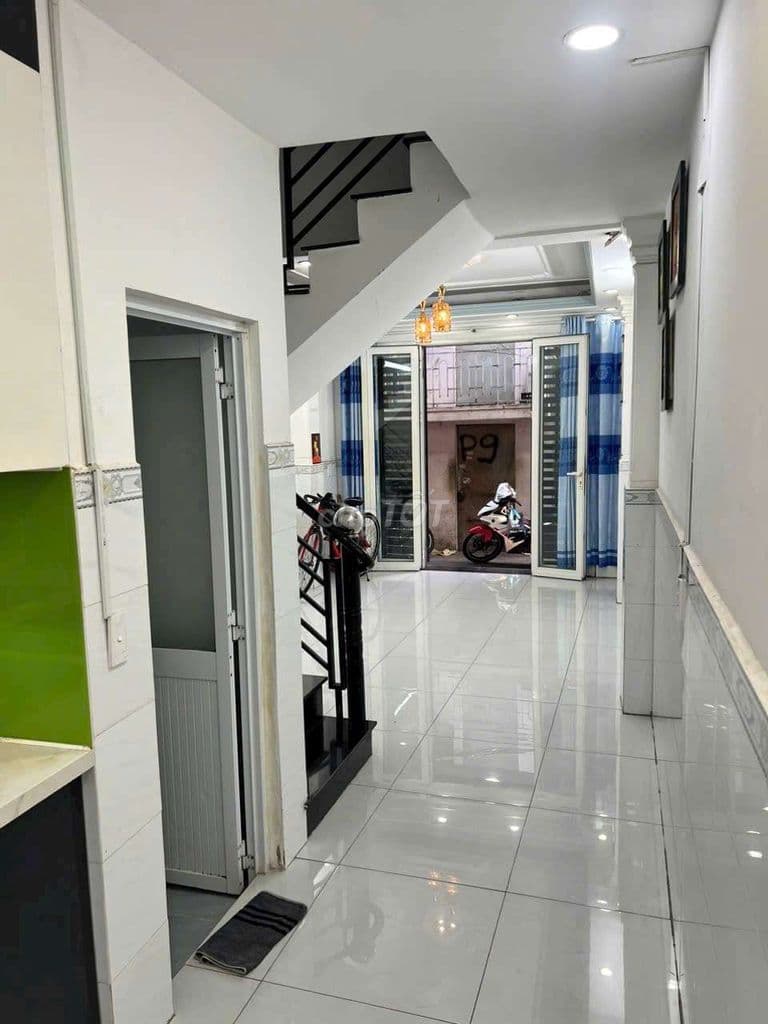 Nhà Đường Bùi văn ba khu dân cư đông đúc Quận 7 - Ảnh 2