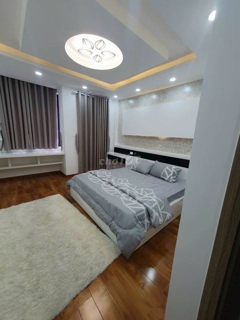 Bán nhà Mặt tiền Nguyễn Văn Công P3 Gv Dt 4,2*19m 4 lầu Giá tốt