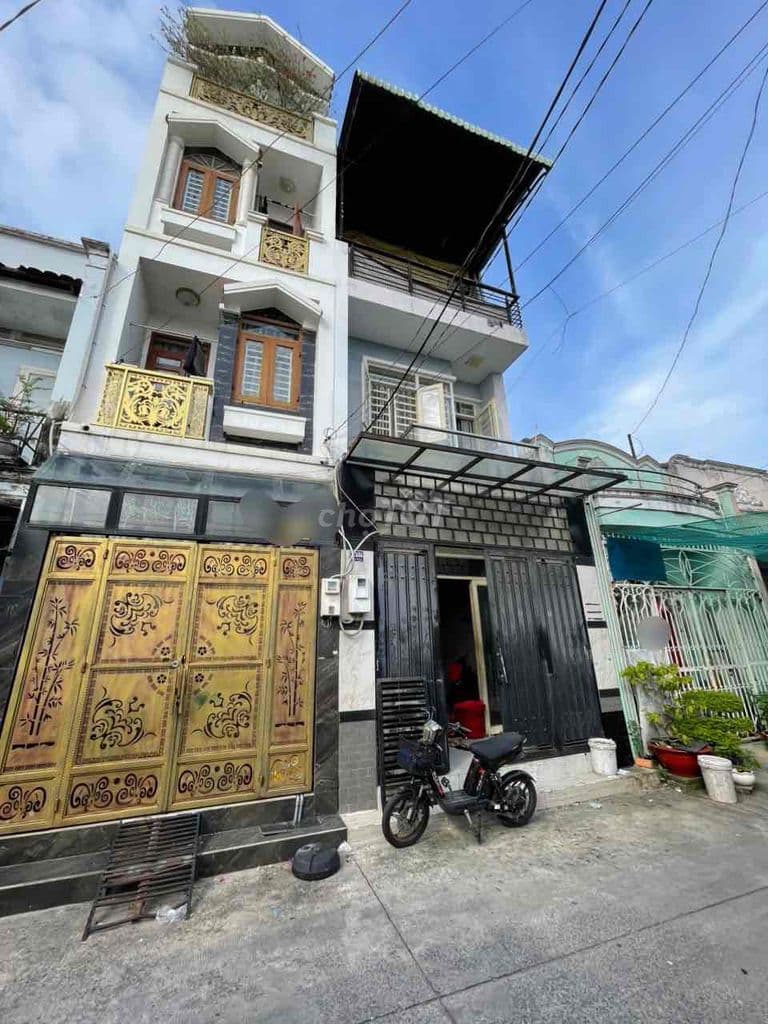 🏡 NHÀ 3 TẦNG – 44m2 – HXH THÔNG – NGUYỄN VĂN QUÁ Q12 🔥