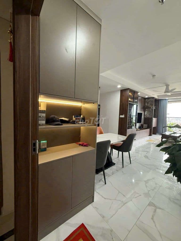Chính chủ gửi bán căn 3pn2wc - 100m2,Sổ hồng riêng, Tặng Full nội thất - Ảnh 3