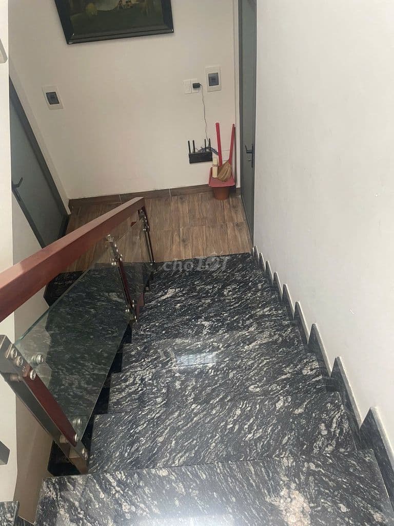 Bán nhà 2 mặt tiền 1T/4 lầu 5x22m đường chợ 339 và đường 297 - Ảnh 2