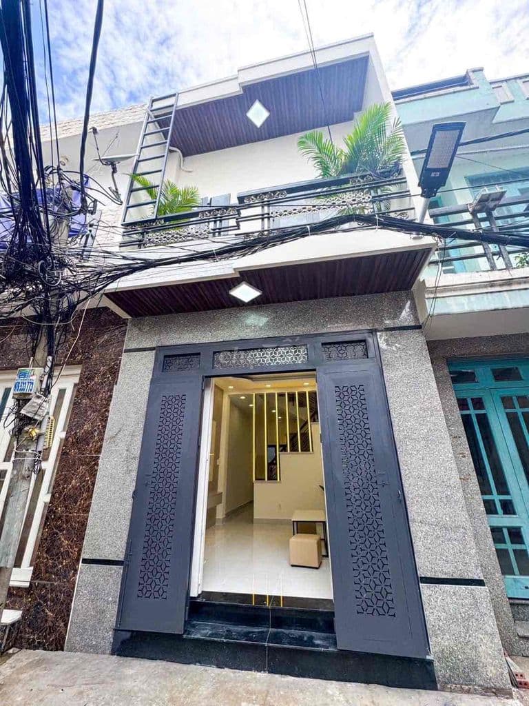BÁN NHÀ GẤP🌟 RẺ 🌟HẺM 99 NGUYỄN THỊ XIẾU🌟cạnh đại học Marketing