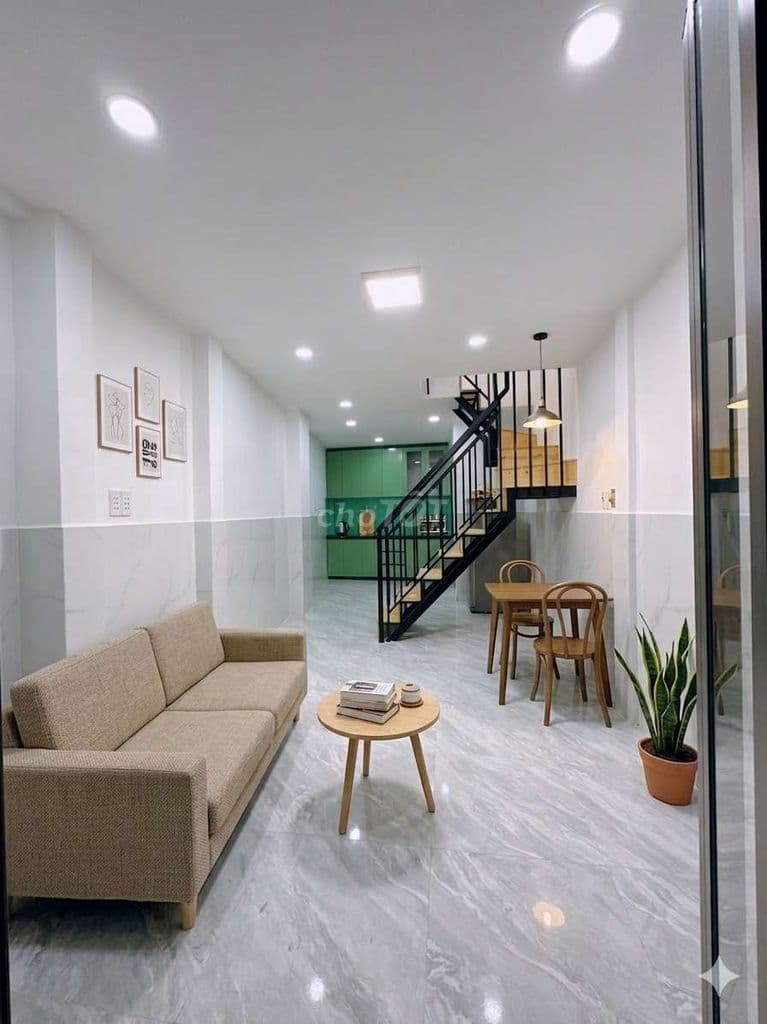 NHÀ ĐẸP RẺ - HƠN 3 TỶ - 3 TẦNG - SHR HC ĐỦ - HẬU GIANG - QUẬN 6.
