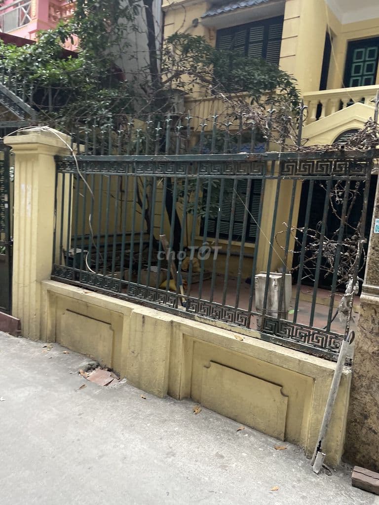 CC Bán nhà 3 tầng kiểu Biệt Thự 19 phố Liễu Giai diện tích 120m MT6,8m - Ảnh 3