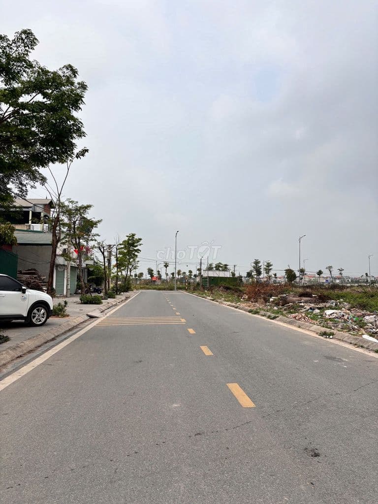 Bán 98m2 đất Lễ Pháp gần cầu Nhật Tân, CV Kim Quy, sân bay Nội Bài - Ảnh 2