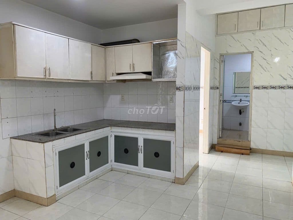 Bán căn hộ cao ốc B ngô Gia Tự, lầu trung - Ảnh 3