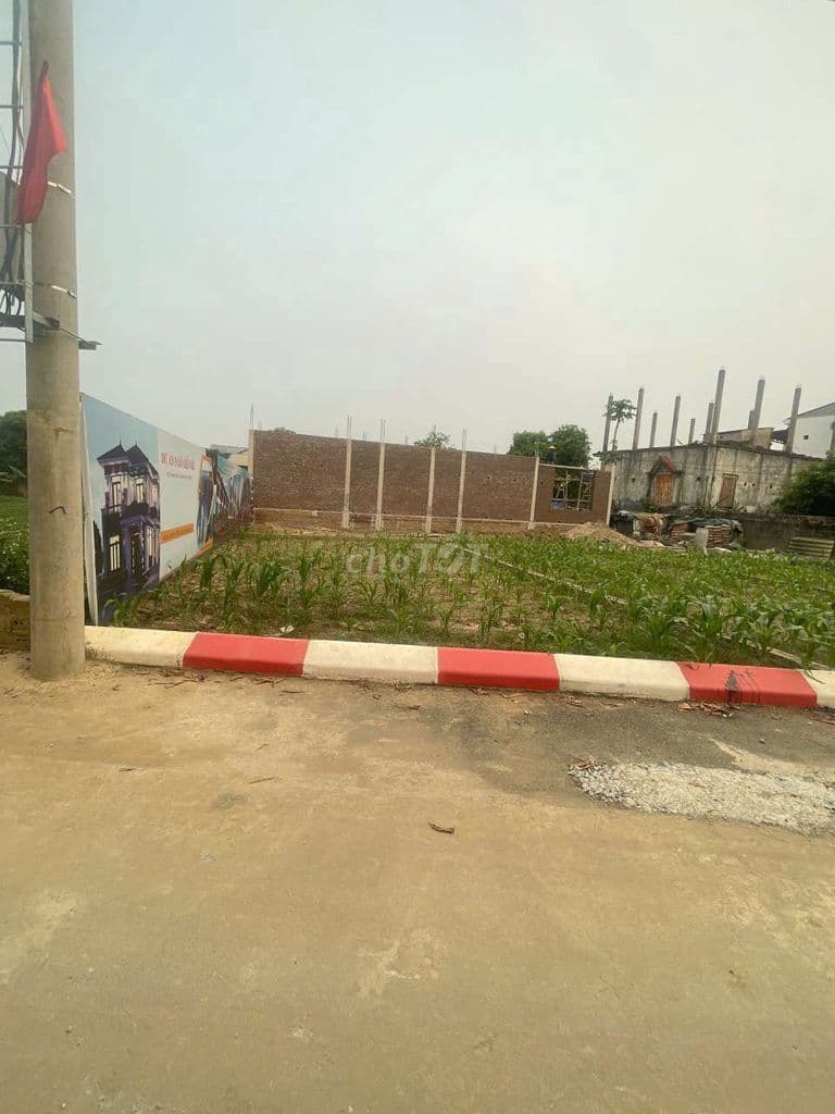 Cần tiền e bán gấp lô đất 80, 6m2 giá từ 1tỷ 5 ở Chương Mỹ