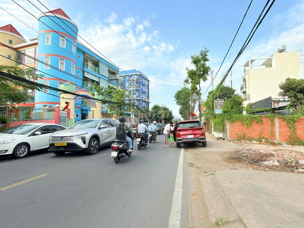 BÁN ĐẤT MẶT TIỀN ĐƯỜNG LINH ĐÔNG - QUẬN THỦ ĐỨC. Sát đường VĐ 2