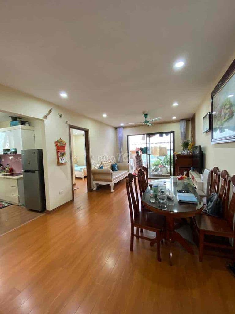 View chung cư mặt phố Tam Trinh nhà đẹp 2 thoáng 2 ngủ ở ngay 70m2 T20 - Ảnh 2