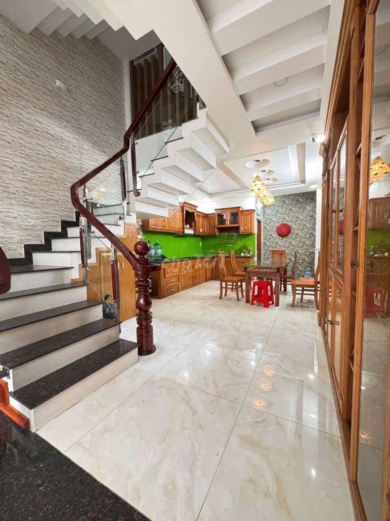 BÁN NHÀ GẦN NGAY MẶT TIỀN, 4X14, ĐÚC 5 TẦNG, HẺM NHỰA 8M, GIÁ 8,88 TỶ - Ảnh 3