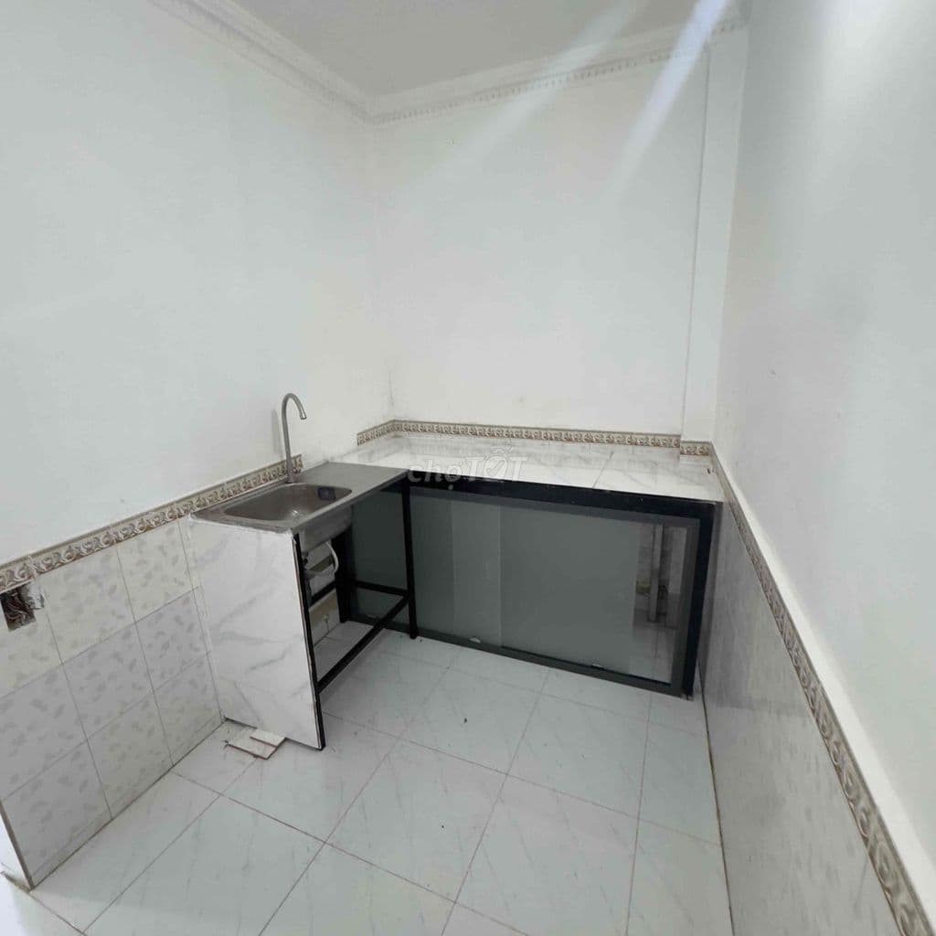 3 tỷ nhĩnh, nhà 28m2 Q.7, gần nguyễn thị thập, hẻm 4m - Ảnh 3