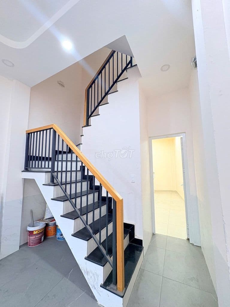 GẤP BÁN ĐI ĐỊNH CƯ - CHDV GIÁ 5 TỶ 5 NÍ SƯ HUỲNH LIÊN TÂN BÌNH - Ảnh 2
