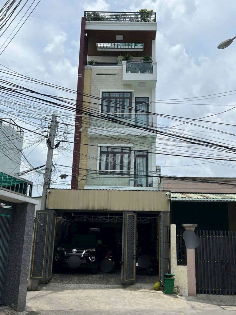 Cần bán nhà 5 tầng gần phạm văn đồng Thủ Đức