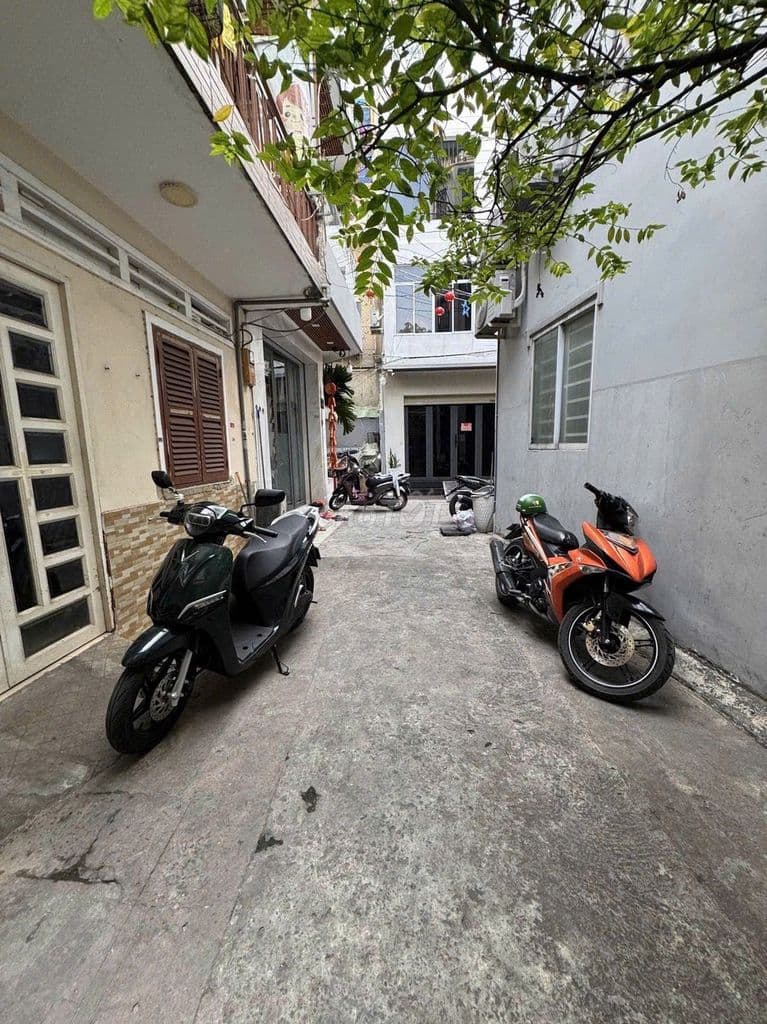 Nhà sát MT Bắc Hải, phường 15, Quận 10, DT 4,3 x 11m, giá 7,6 tỷ - Ảnh 3