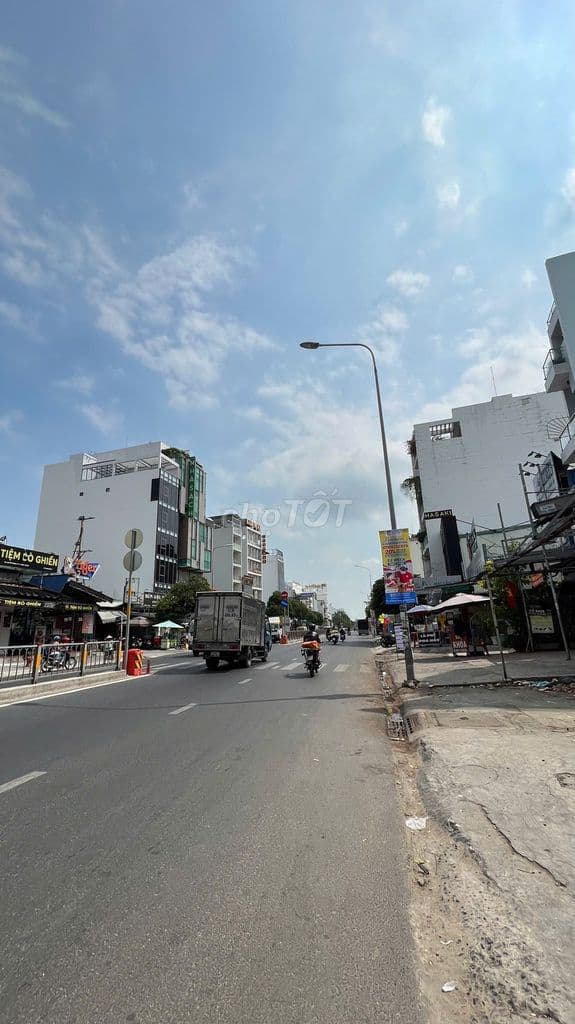 Chính chủ gửi bán MTKD Tây Thạnh, (8x26m) Quận Tân Phú - Ảnh 2