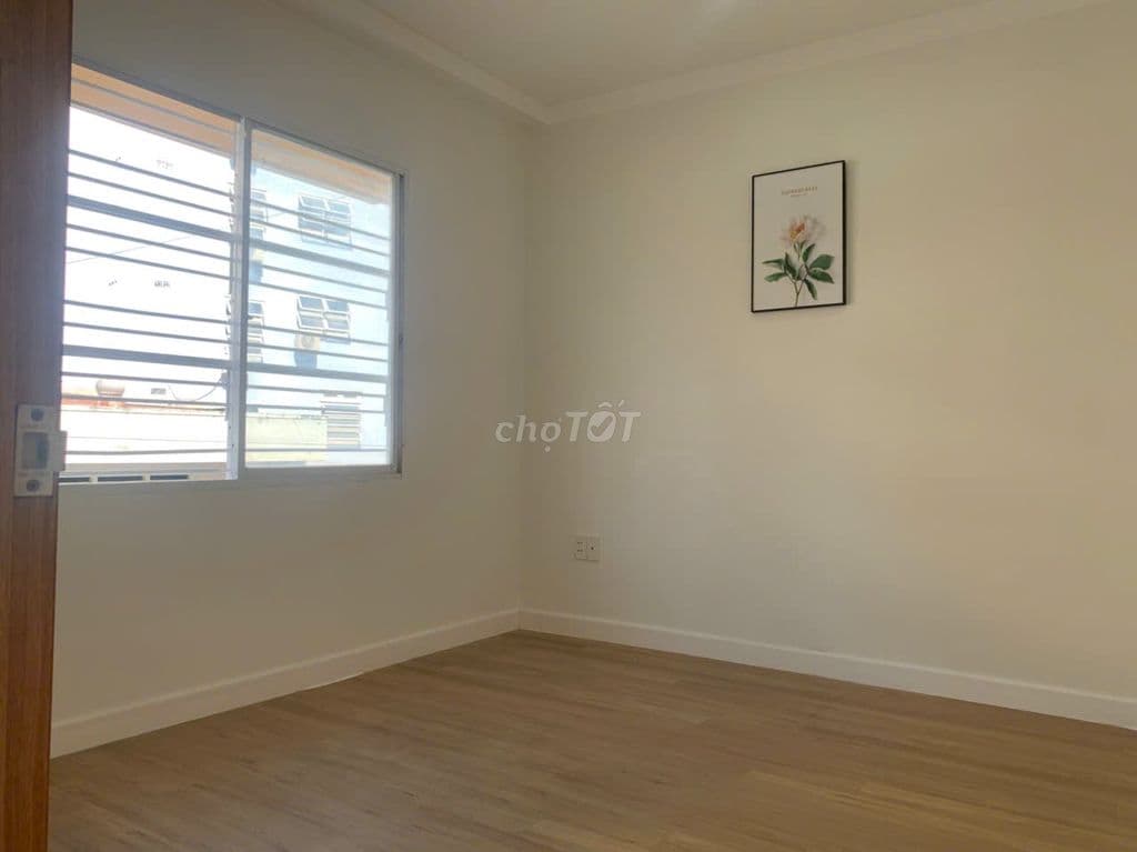 Bán căn hộ chung cư Lê thị Riêng, lô F