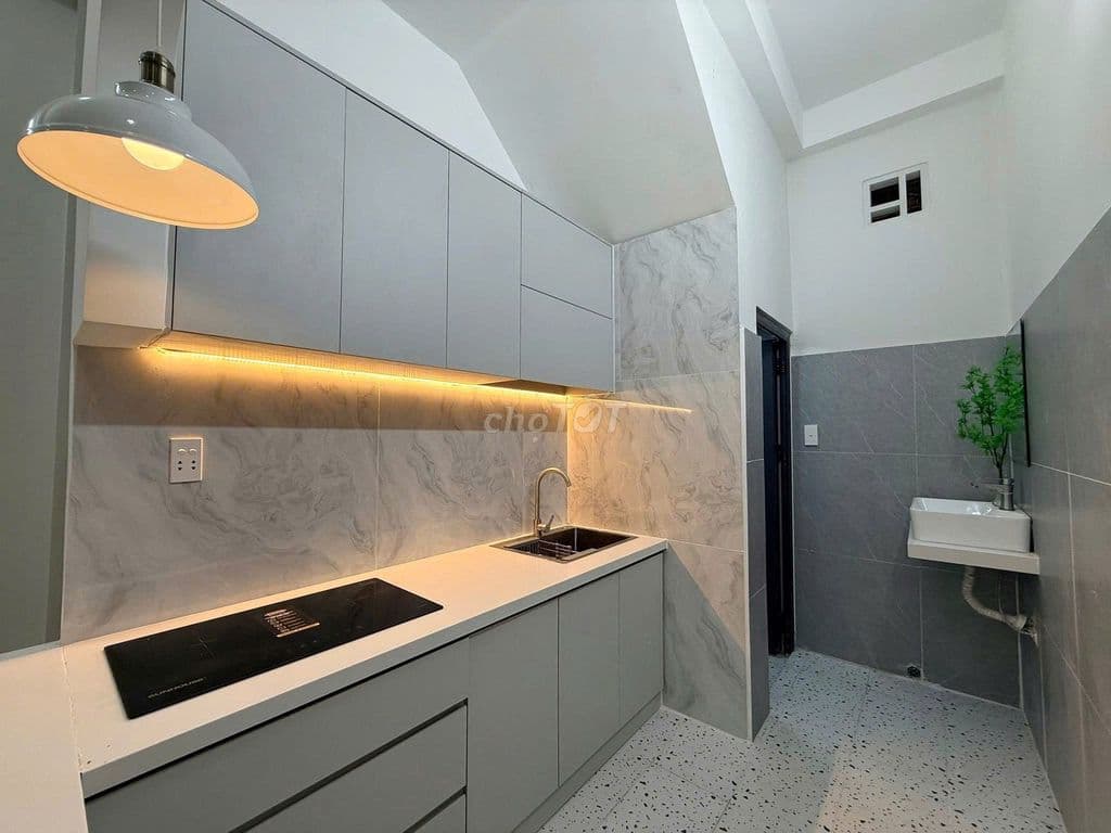 Bán nhà Mặt Tiền Phường Cầu Kiệu - Giá 13 tỷ 250