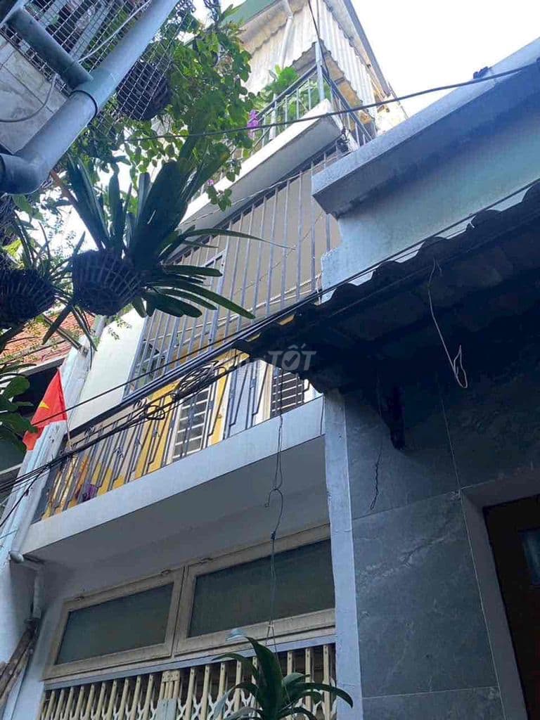 Ngay Phan Văn Trị - 36m2 - 3PN - Hẻm 3 gác sát mặt tiền - Nhỉnh 3 tỷ - Ảnh 2