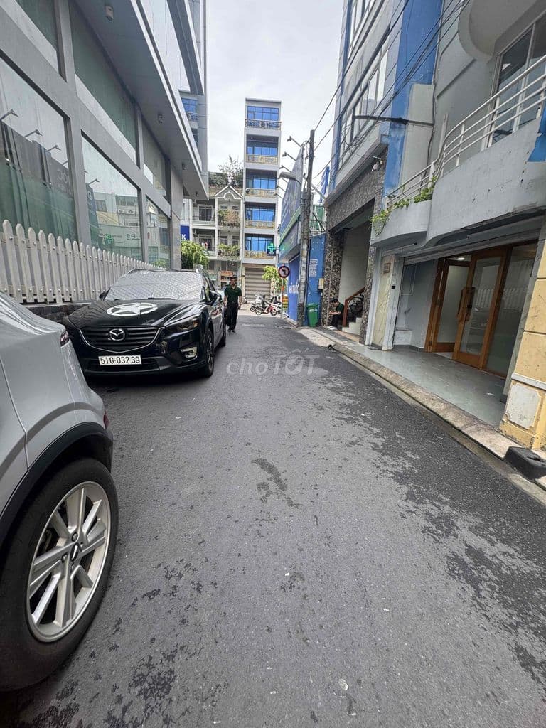 Nhà Khu sân bay hẽm xe hơi - Ảnh 2