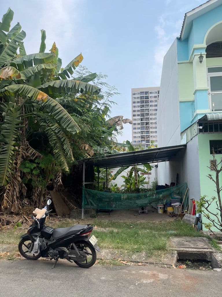 CHÍNH CHỦ CẦN BÁN NHANH LÔ ĐẤT ĐẸP CÁCH VINHOMES 100M