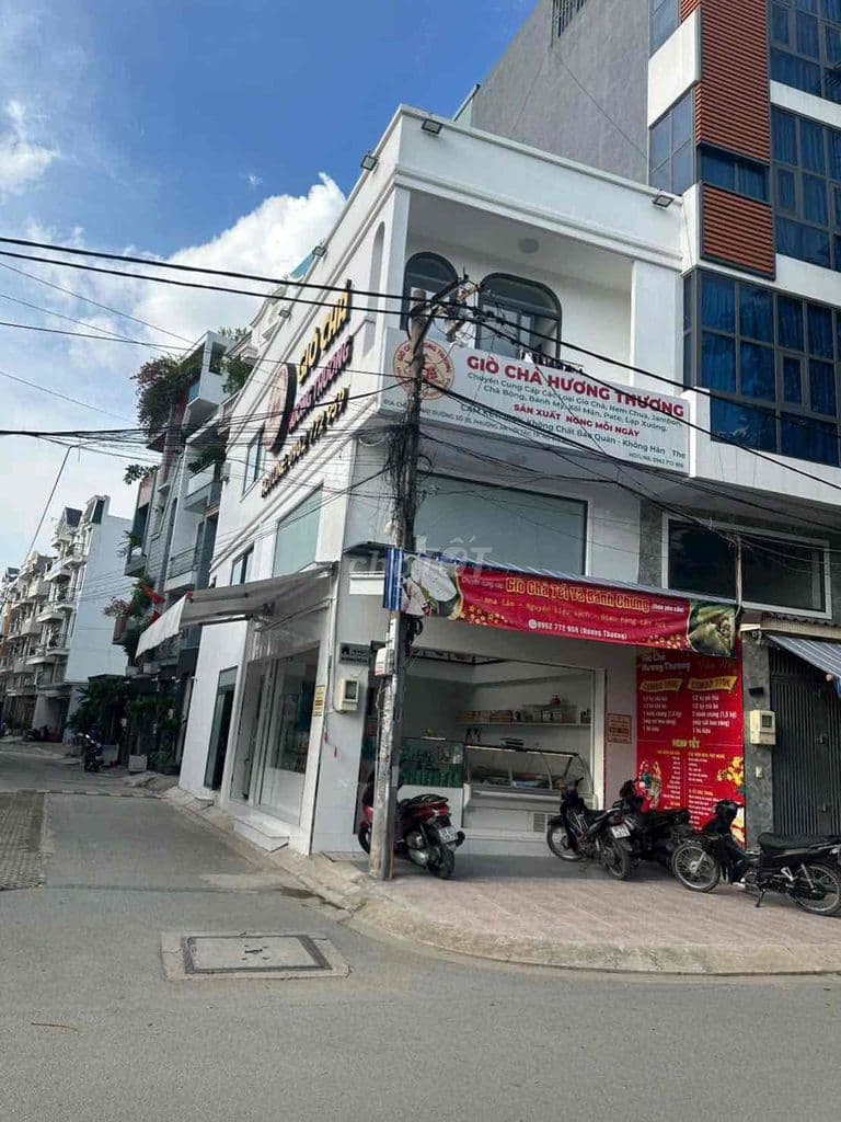 nhà 2 mặt tiền 62,5 m2 đường Phạm Văn Chiêu