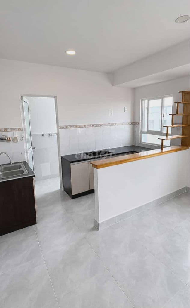 căn hộ mới đẹp Bình Tân 2pn thang máy,sổ hồng riêng